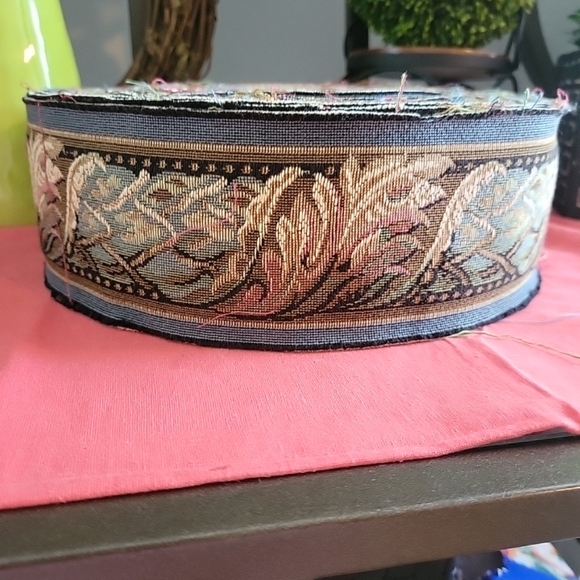 VINTAGE TAPESTRY TRIM BORDER DRAERT UPHOLSTERY TRIM 33 YR - Picture 6 of 15